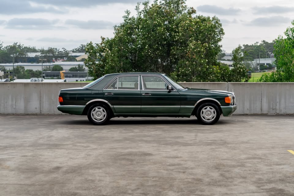 BigPete dark green 1988 W126 420SE 5