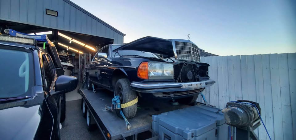 1982 280CE Coupe project car at servo