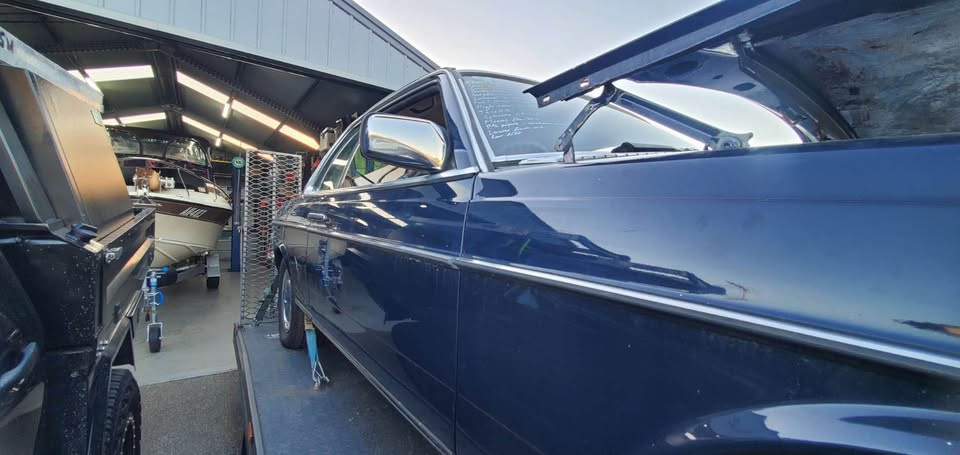 280CE on trailer